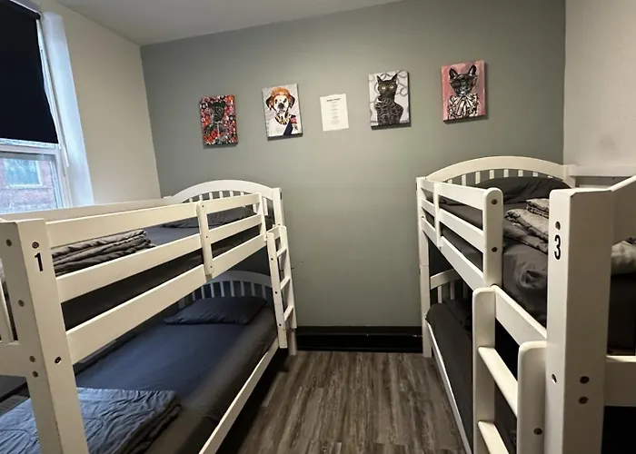 Dormitory Room Mixed