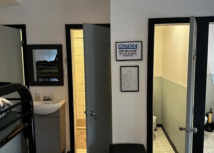 Dormitory Room Mixed